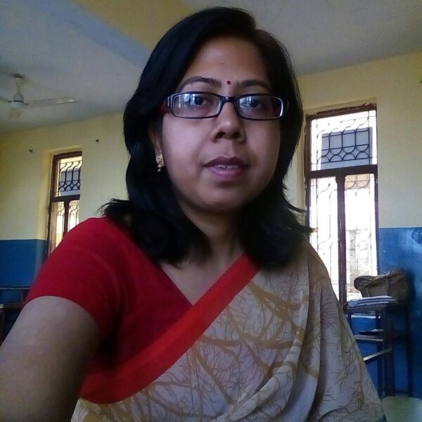 Female Tutor Madinath Bareilly-ISC ICSE CBSE Teacher